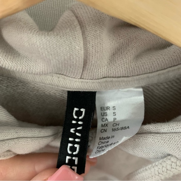 🤍 H&M | Beige cropped sleeveless vest - Picture 5 of 7